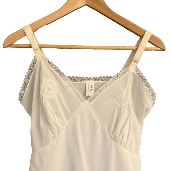 1960s Movie Star Full Slip White Nylon Tricot Lace Trim Size (40 Large) USA Made - Picture 2 of 16